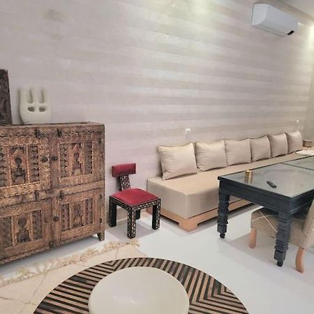 Riad Isahiac Avec Piscine En Exclusivite Marrakesh Esterno foto
