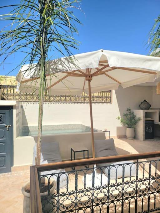 Riad Isahiac Avec Piscine En Exclusivite Marrakesh Esterno foto